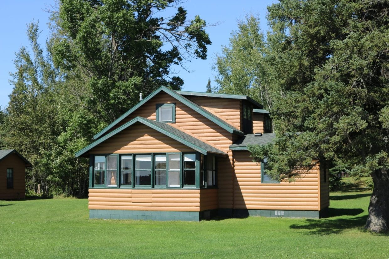 Everett Bay Lodge cabin 2