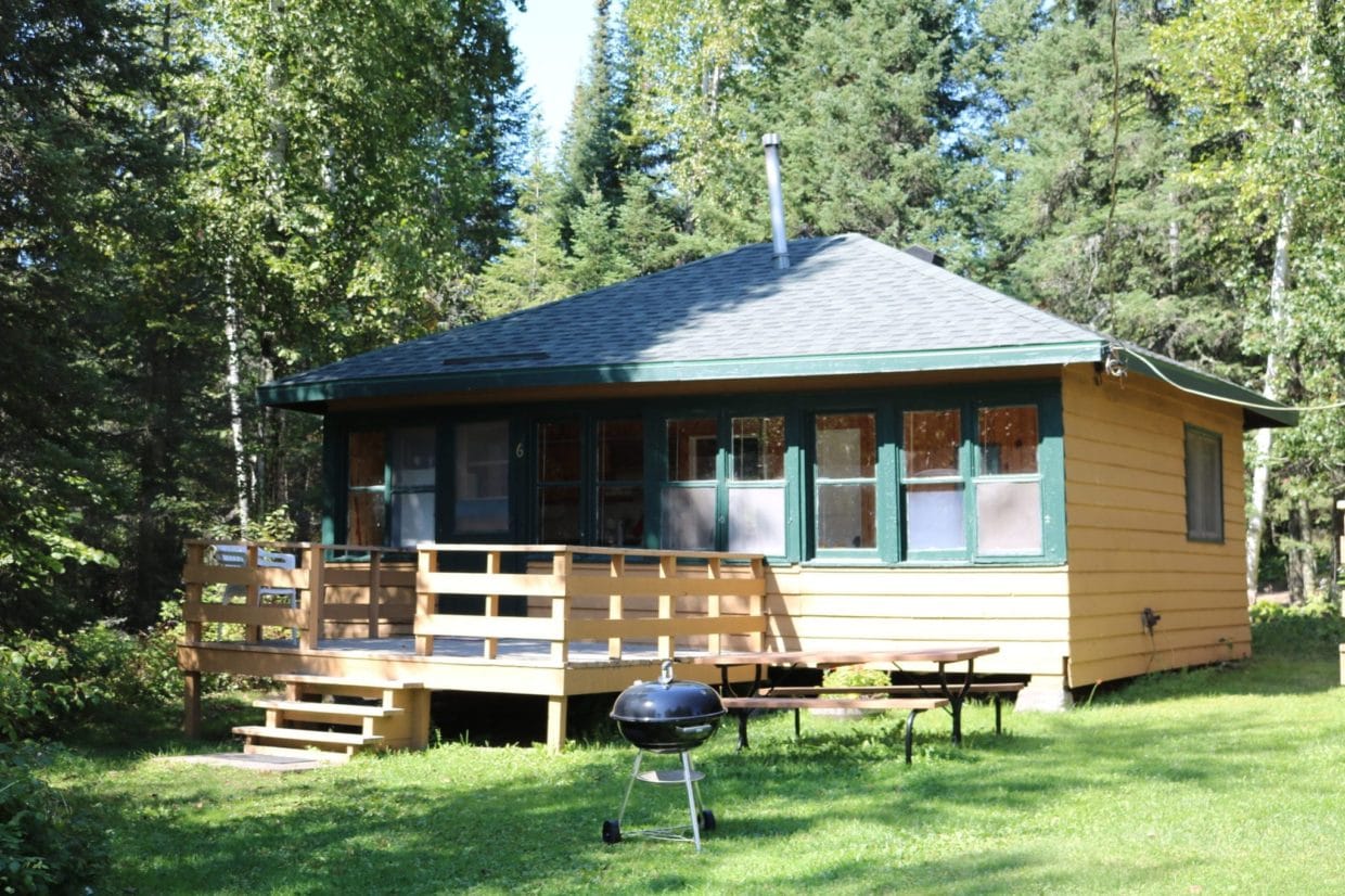 Everett Bay Lodge cabin 6