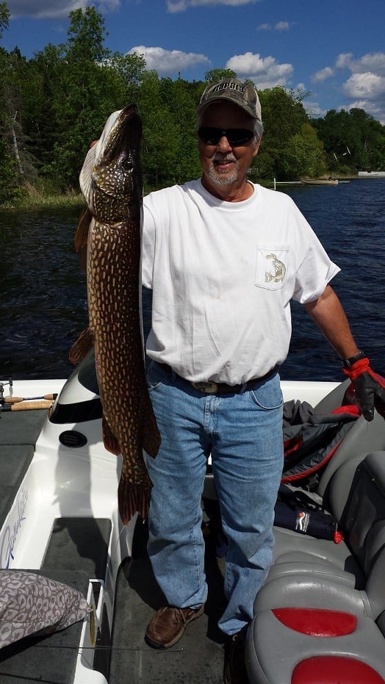 Kmoch with large Lake Vermilion northern pike