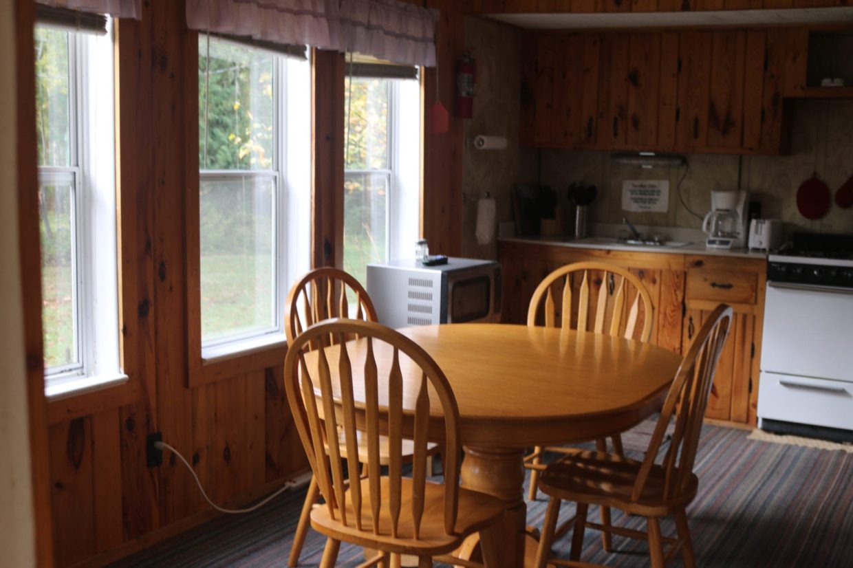 Vermilion Resort cabin kitchen